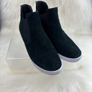 Sorel Black Ankle Suede Wedges Boots size 6.5 Woman
